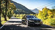 «Семерку» BMW назвали лучшей машиной для шоферов